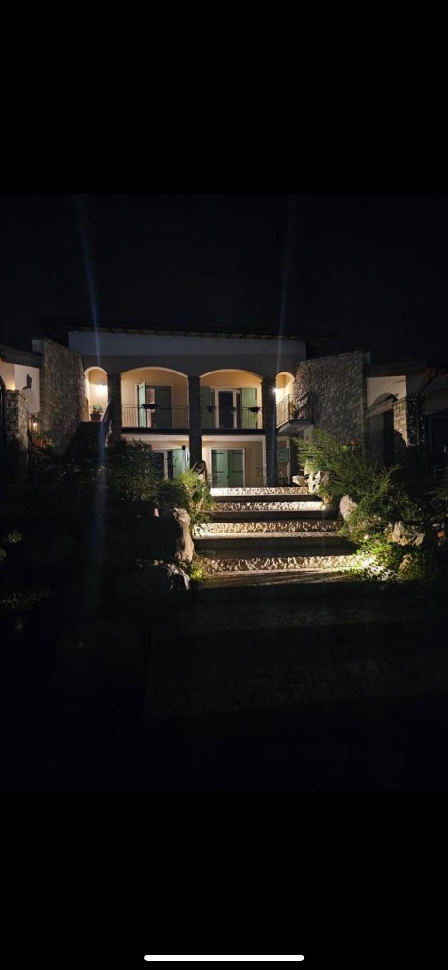 Bed and Breakfast Orchidea Del Garda Пескьера-дель-Гарда Экстерьер фото